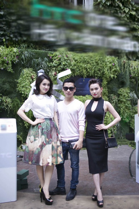 Nhã Phương xinh đẹp sau 1 tháng đóng phim ở Hàn Quốc - ảnh 11